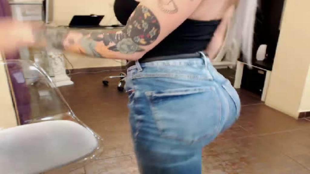 Sexylicious21 [2017-08-22 19:00:39]