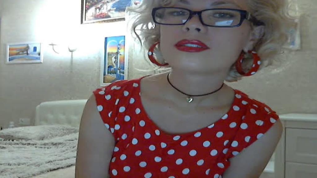 MissDelicia MyFreeCams [2017-08-12 18:46:28]
