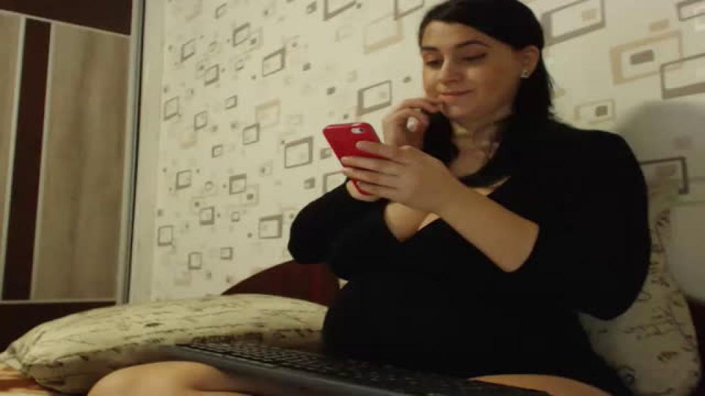 hot_alice69