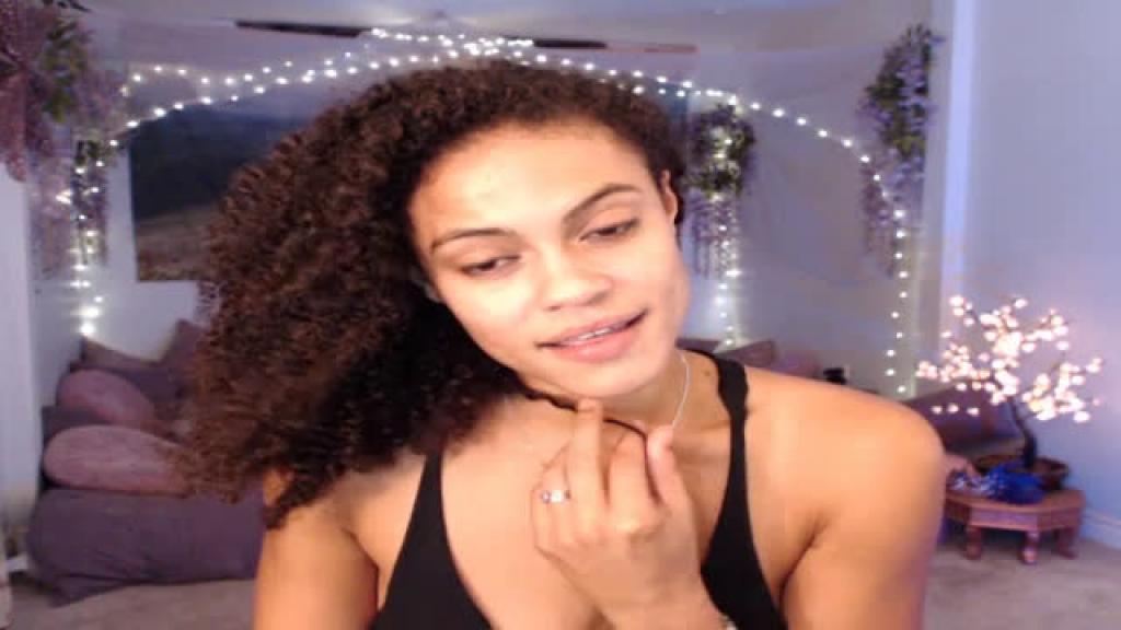 QuinnLive MyFreeCams [2017-09-05 08:01:42]
