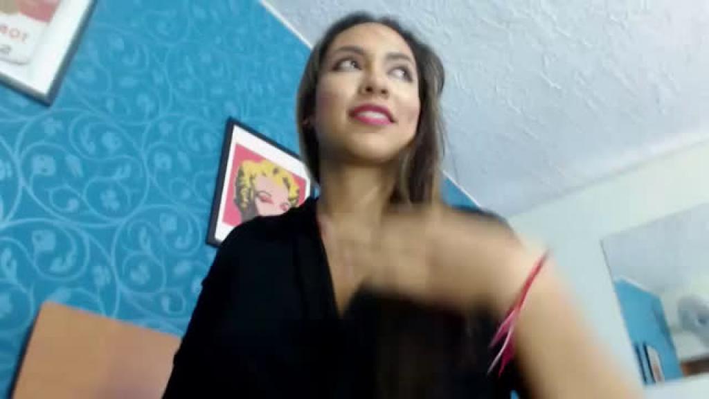 Crazyhotcata [2016-11-27 16:30:52]