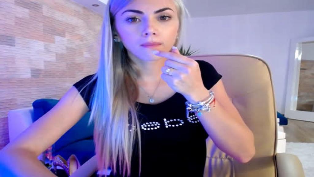 VivianisHere [2017-05-30 20:00:29]