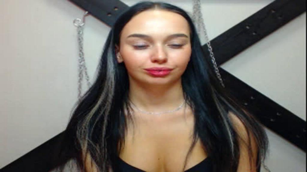 Kisssforu [2018-06-04 05:06:25]
