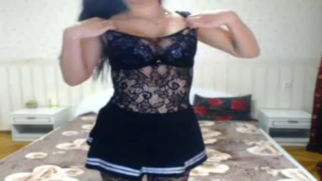 hotbruneti