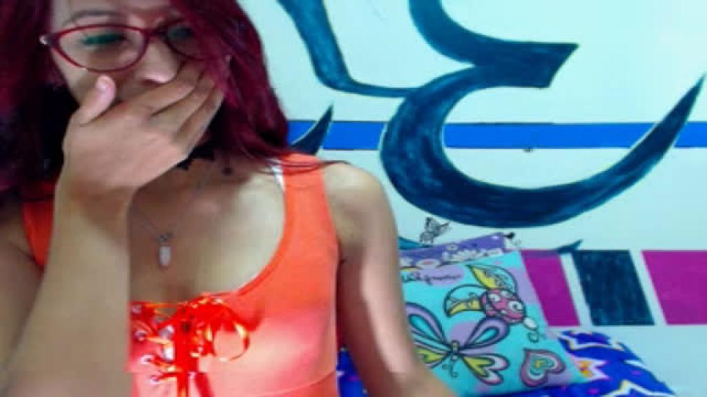 SexyRedRosexx [2016-12-02 14:00:27]