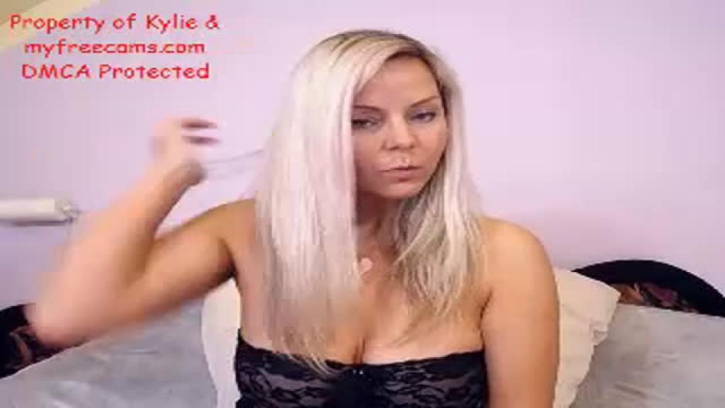 BlondeKylie [2017-05-06 11:15:13]