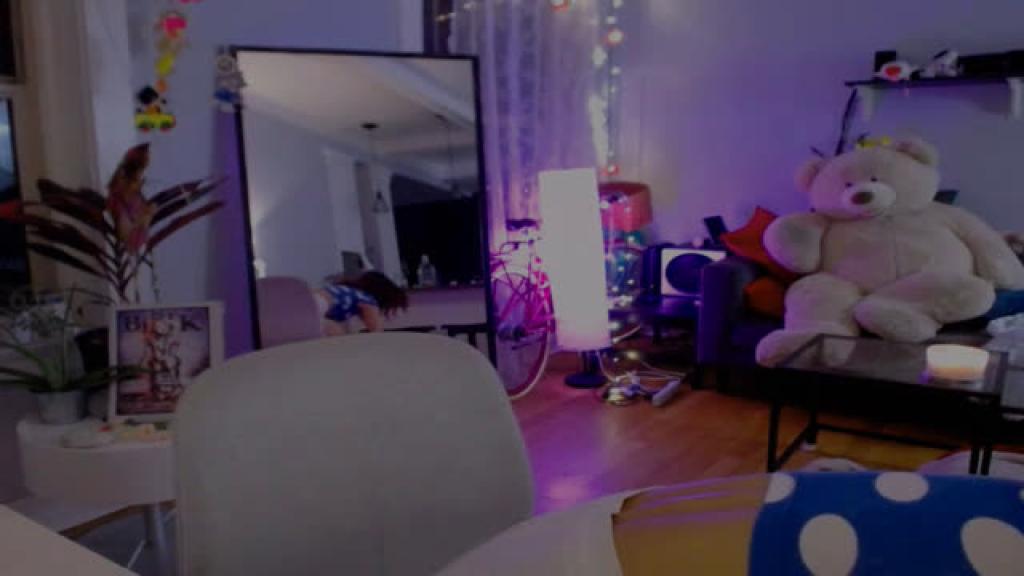 Lula_ MyFreeCams [2017-08-20 04:15:15]