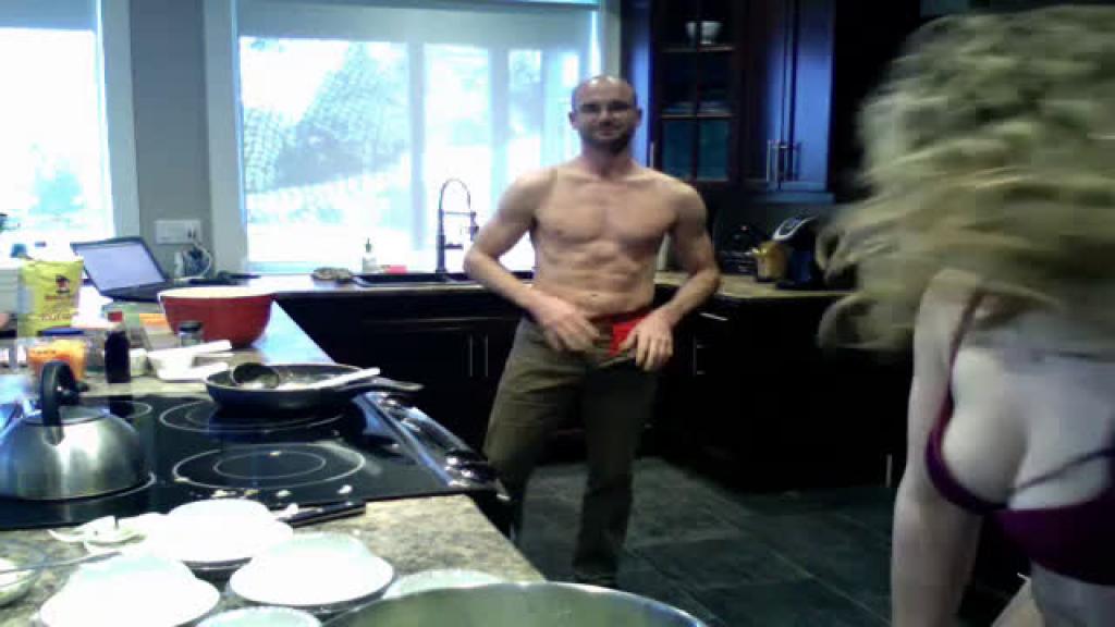 HotKinkCouple [2017-04-29 00:17:00]