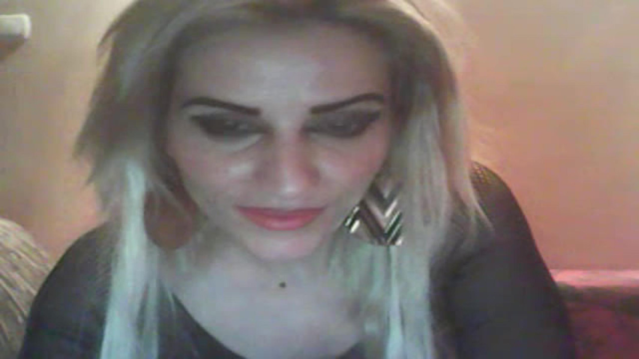 ayoungmilf00