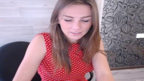 Girlwithsmile  [2016-10-17 02:46:35]