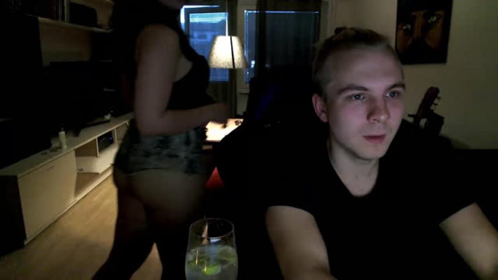 comelookatus [2017-06-12 19:16:36]