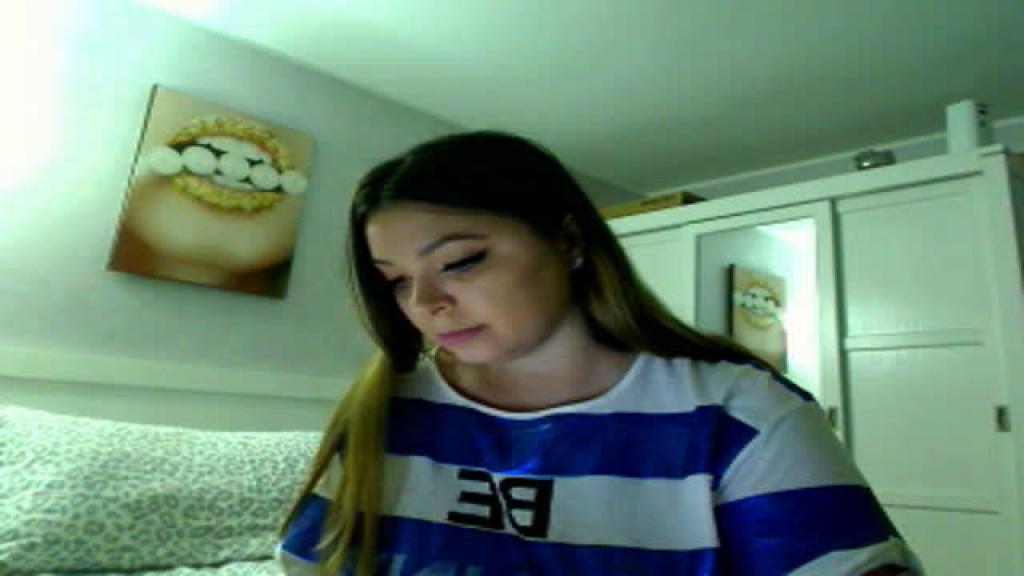 Zuzulici MyFreeCams [2017-08-27 17:55:39]