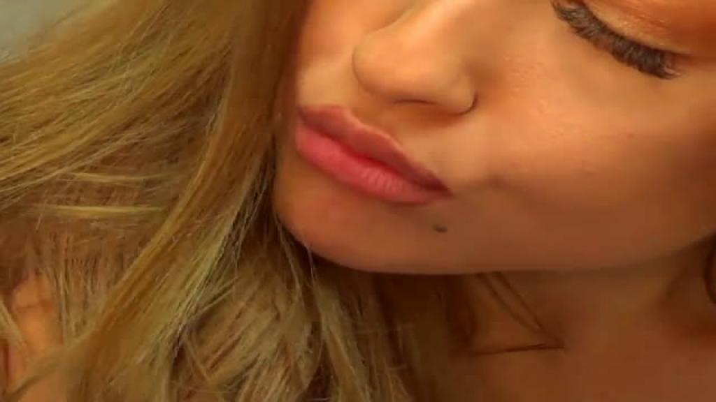 SamySamSamX MyFreeCams [2017-09-12 18:16:06]