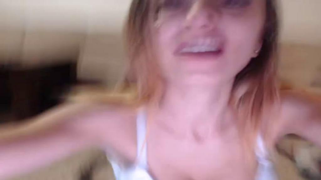 elissa25_ MyFreeCams [2017-09-01 23:51:32]