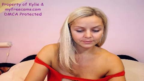 BlondeKylie  [2016-10-17 22:28:48]
