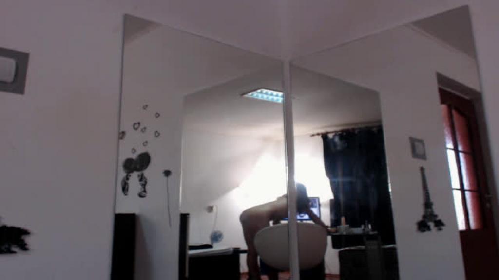 Aicha_ MFC [2017-09-05 10:00:25]