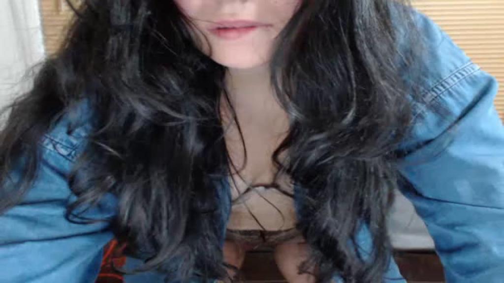 2hornygirls4you [2016-11-05 08:40:47]