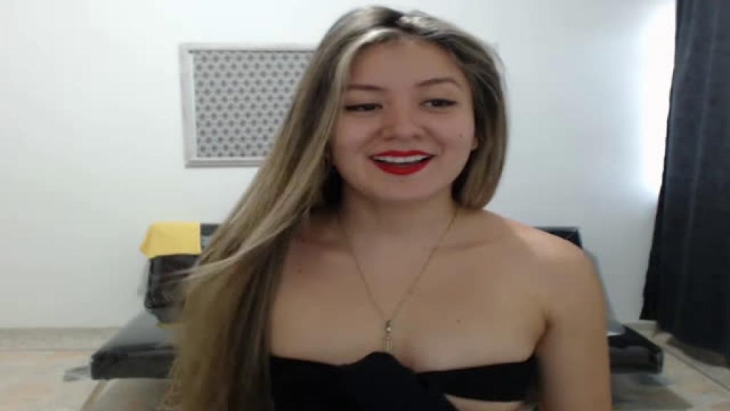 nicolettesexx [2017-06-12 21:36:00]