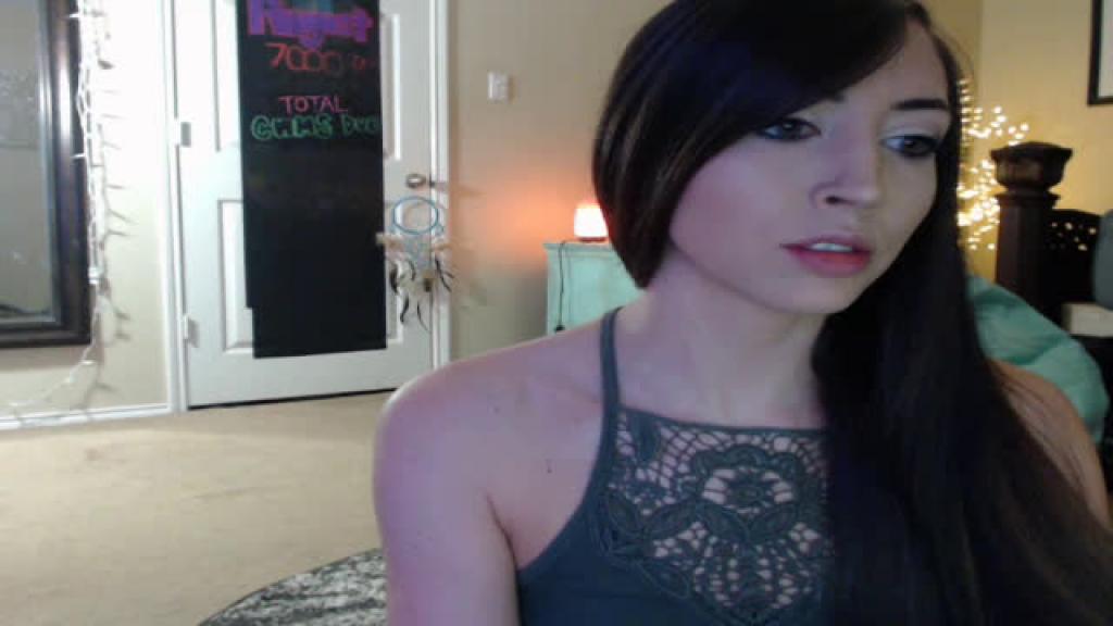 WinnDixiee MyFreeCams [2017-09-04 05:36:28]