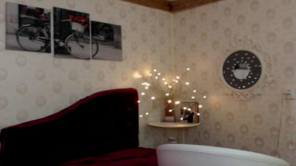 Aicha_ MyFreeCams [2017-09-09 17:21:52]