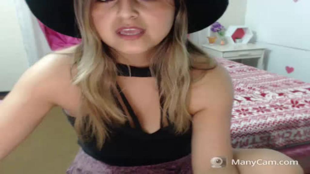 kendrasaenzxoxo