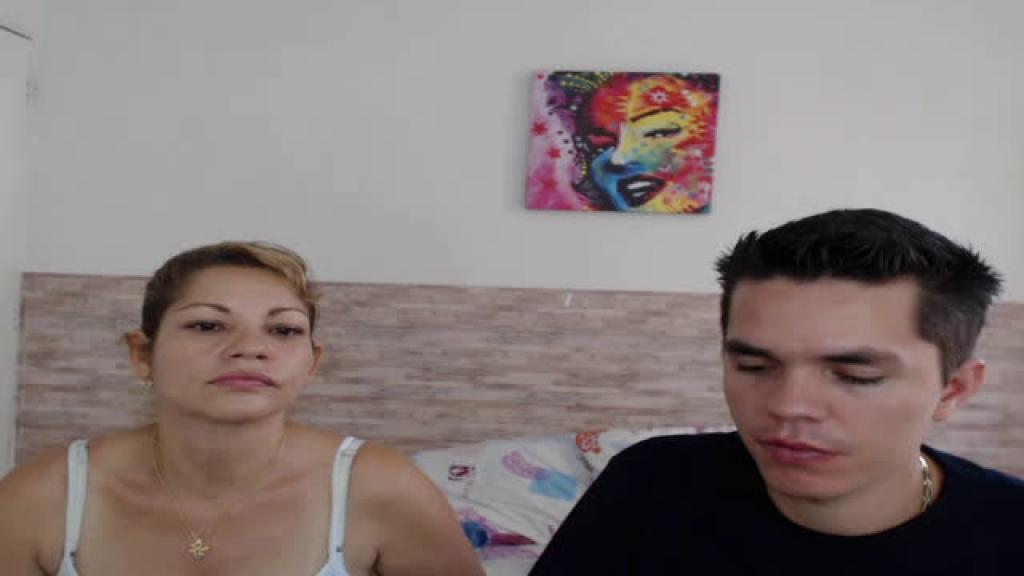 bestcouple52 [2017-06-18 20:08:13]