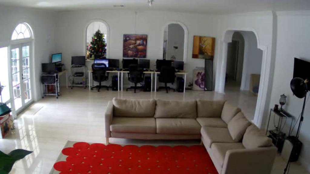 Exercise Room [2016-12-27 18:00:27]