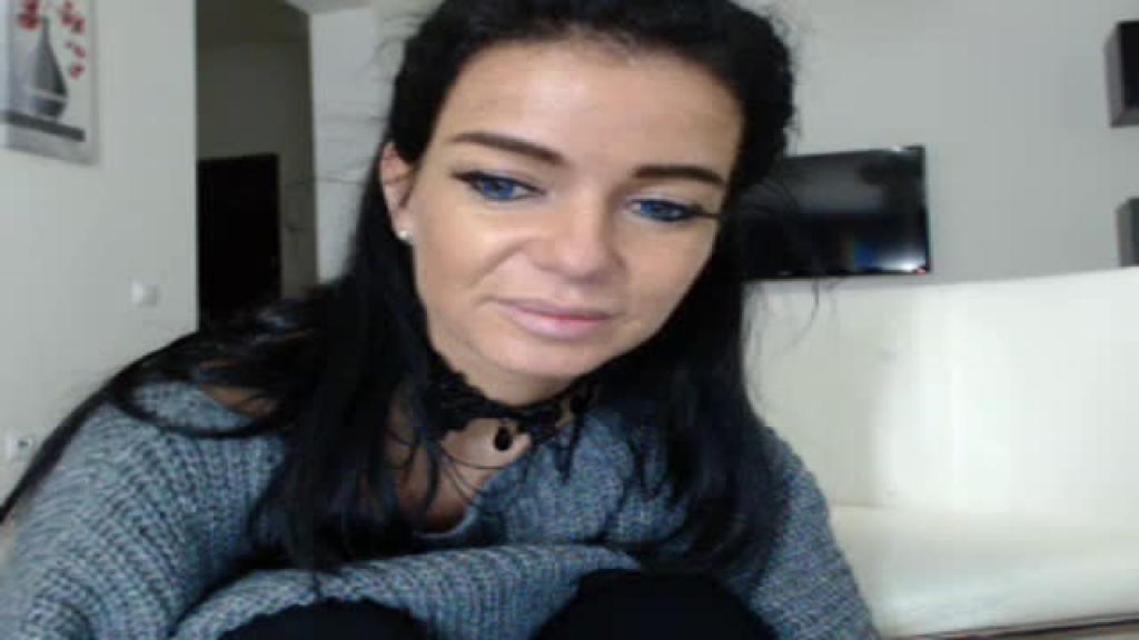 Aileennxxx [2016-11-20 09:25:43]