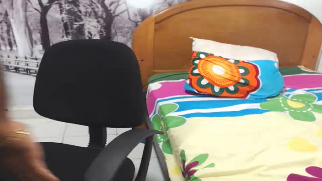 couplecc2 [2017-05-06 18:01:09]