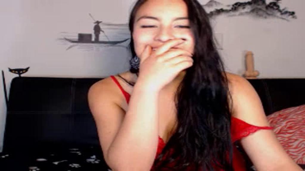 alana_hot1