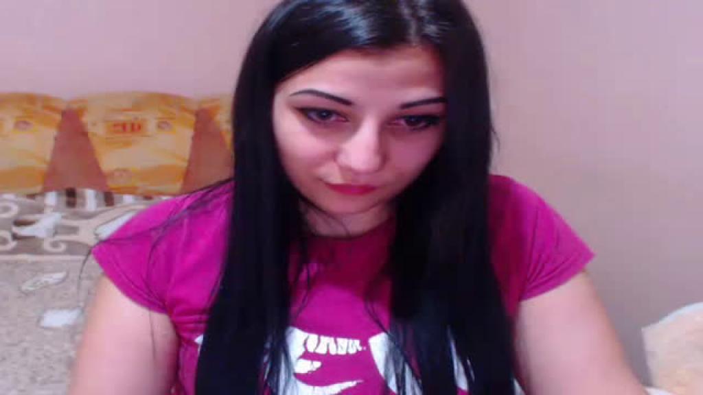 shyblondeee1997