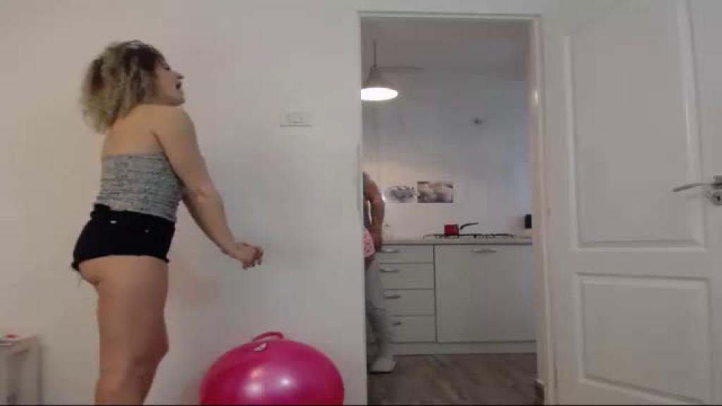 yoursexynightmare [2018-04-07 04:35:40]