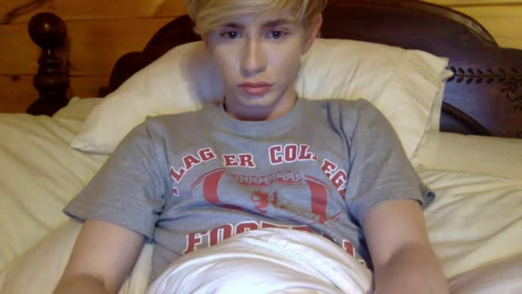 hotblondetwink [2016-12-17 02:45:28]