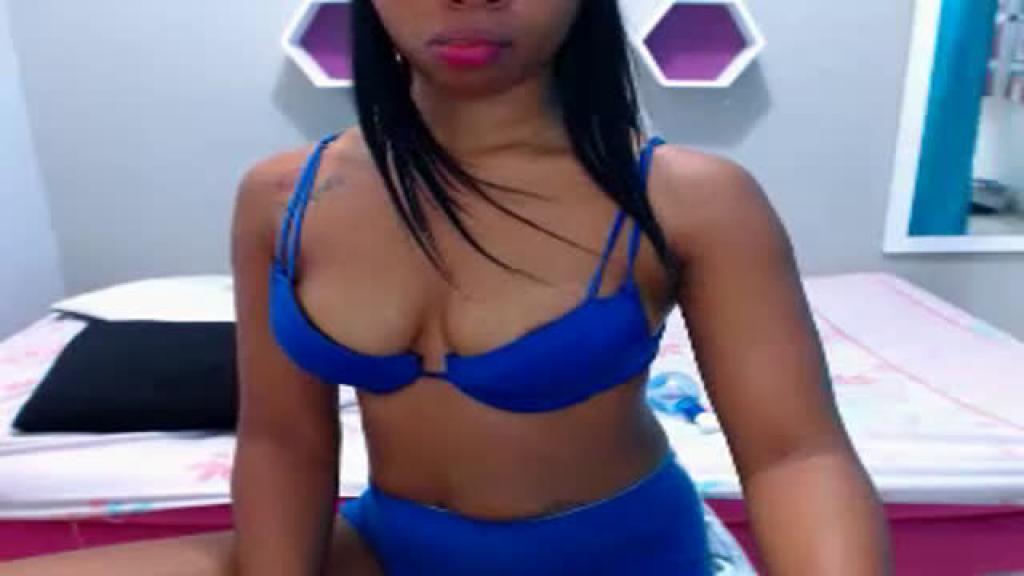 Hot_nia69 [2017-07-06 00:00:39]