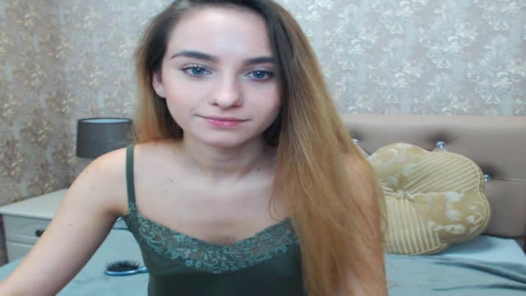 May_Flower19 MyFreeCams [2017-08-24 21:52:46]