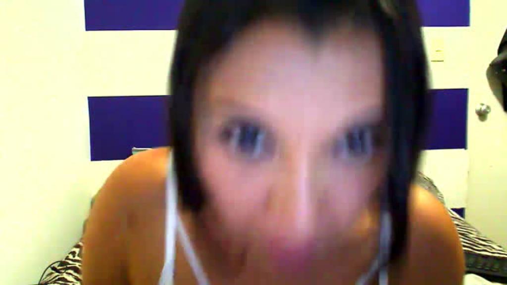dafne_squirt