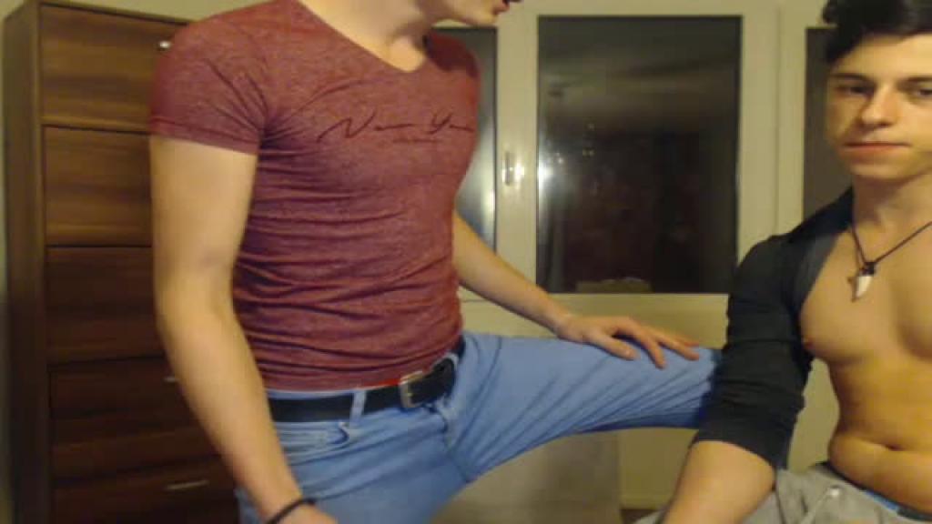 hotboystreet922 [2016-12-19 21:15:53]