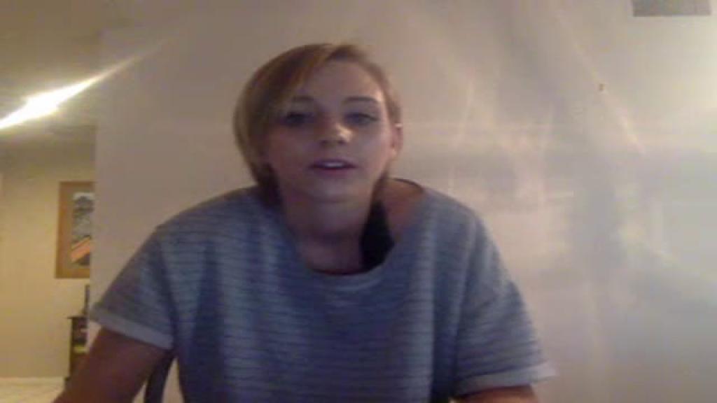 MissApril_ MyFreeCams [2017-08-27 23:21:52]