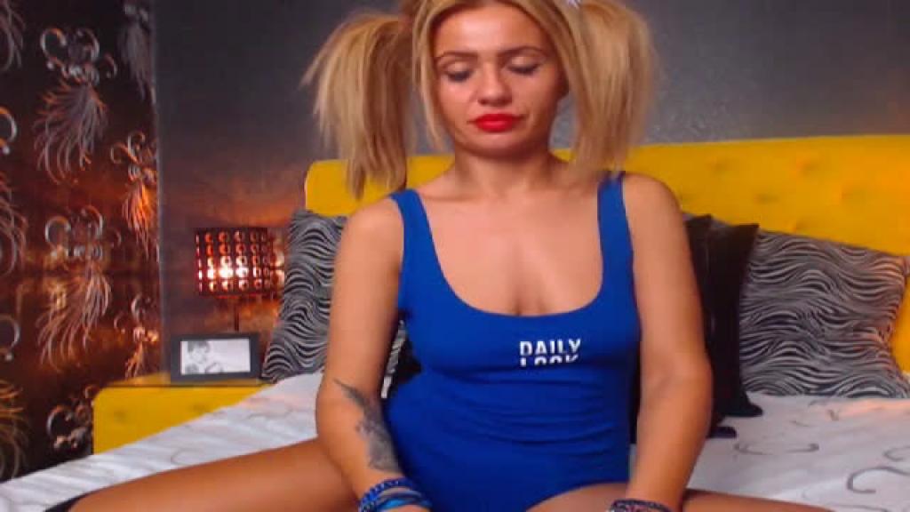 AmyKristtal [2016-11-30 03:00:28]
