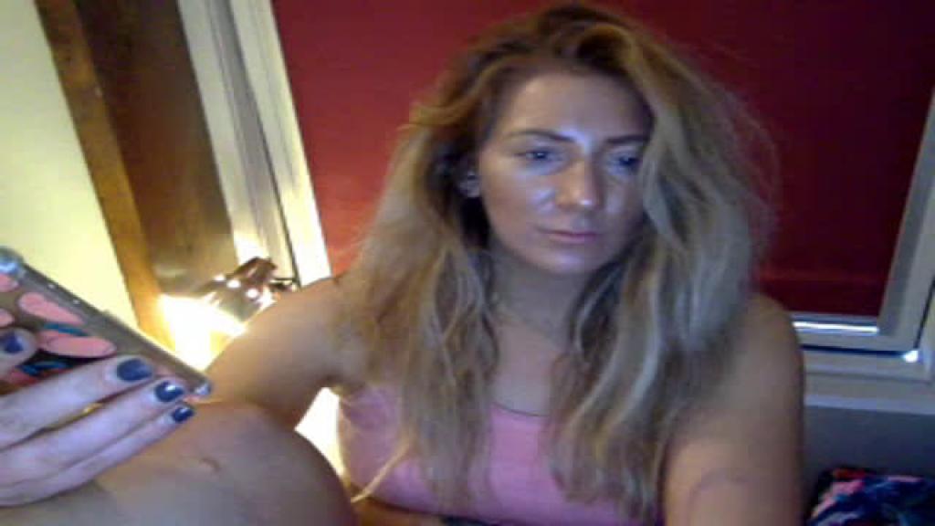 sexyemma21