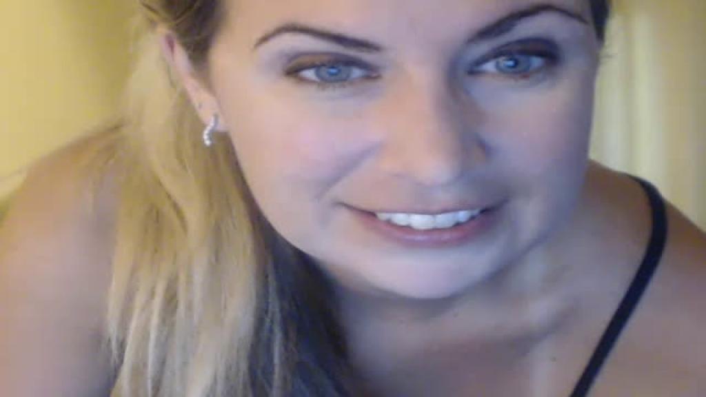 B_Jeweled MyFreeCams [2017-08-27 19:40:39]