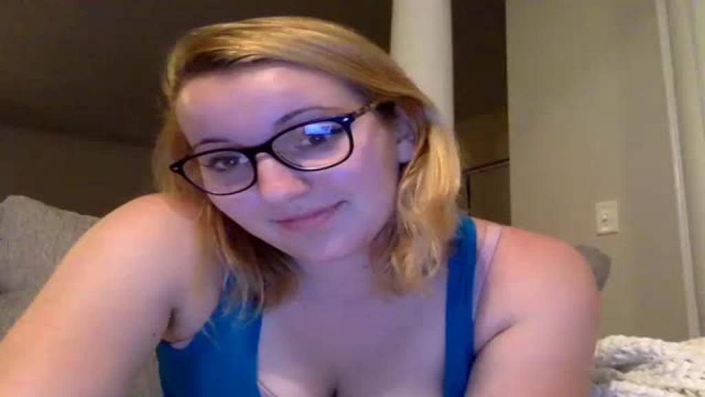 collegeblonde0715