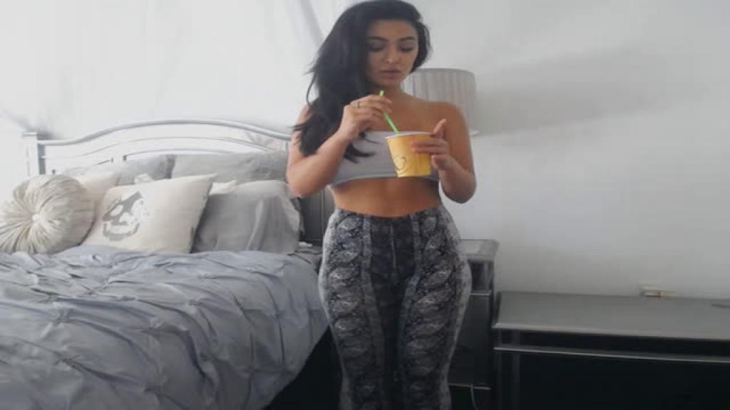 xo_esme [2017-07-06 23:10:40]