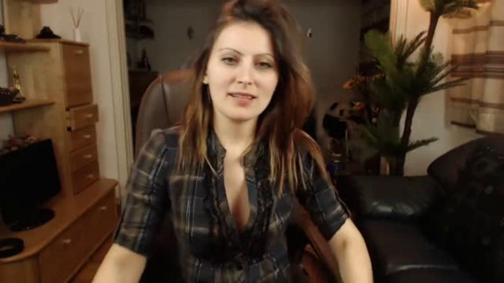 anomimwoman