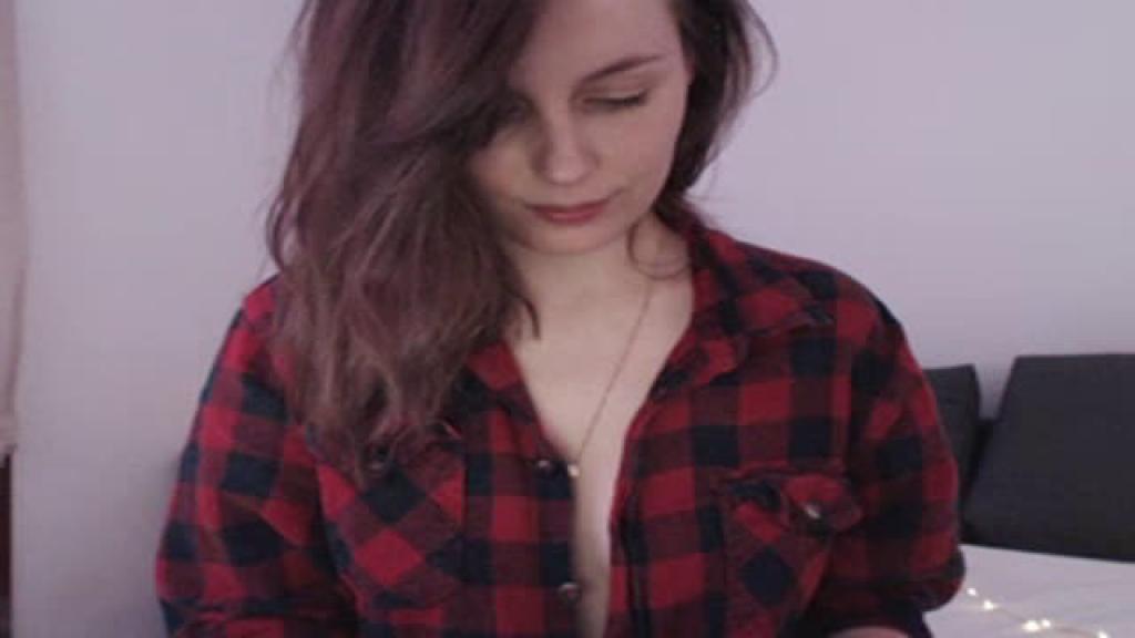 Bee_la [2017-08-18 14:11:02]