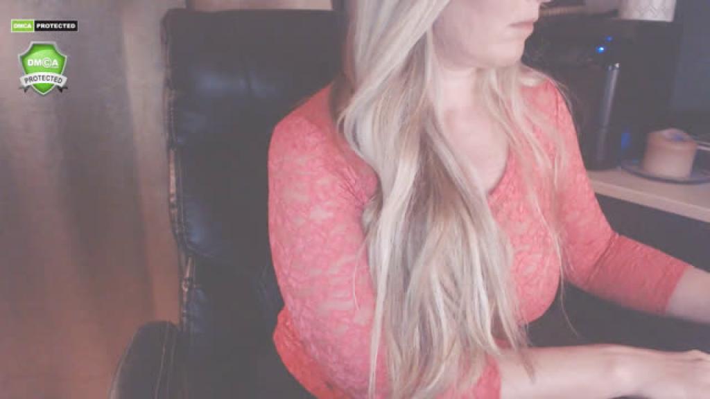 thehottestchicklive [2018-04-03 04:35:27]