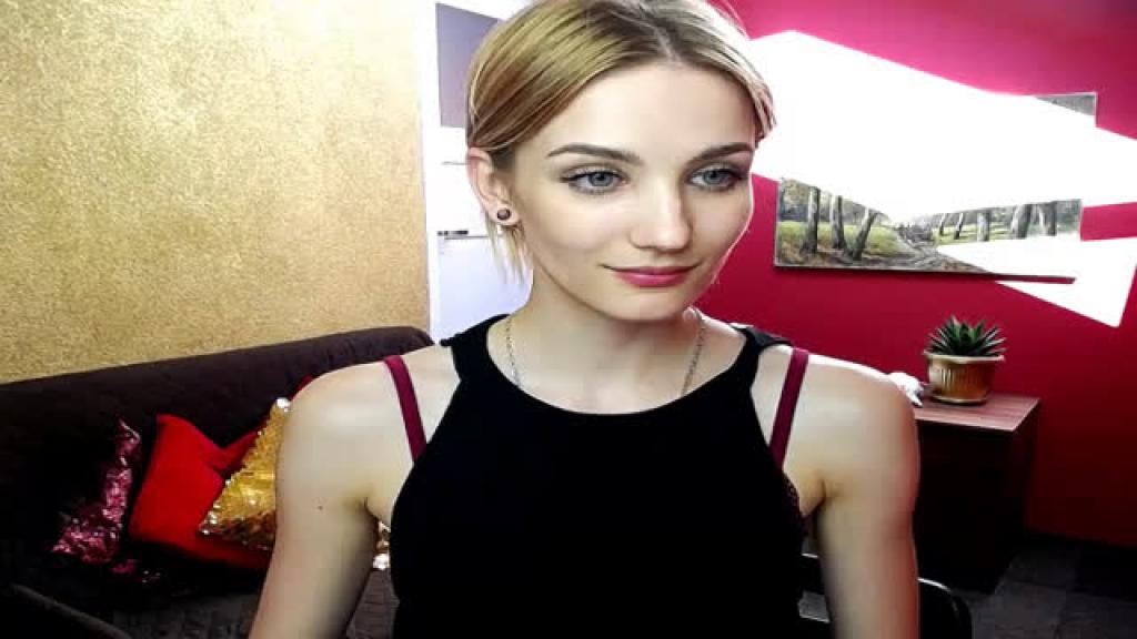 lovelyylena