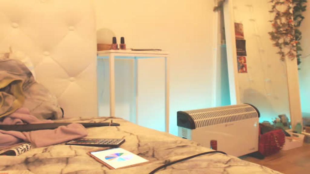 CozmicGirl MyFreeCams [2017-09-03 13:57:32]