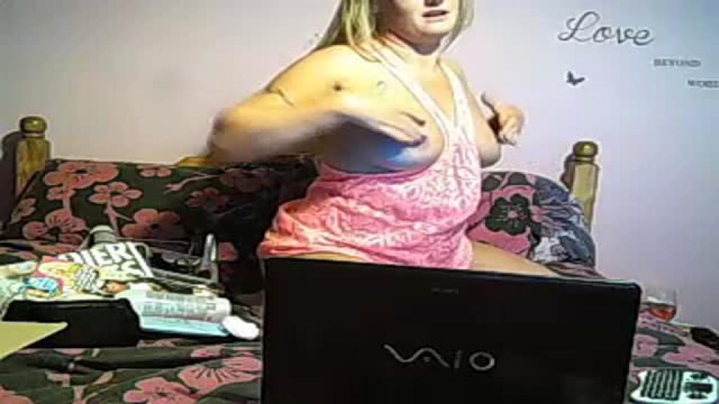 lola_loves_it