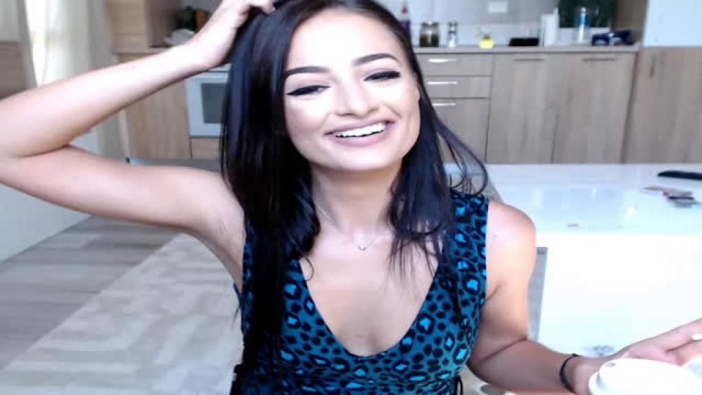 BrunetteBoo [2017-08-17 08:51:19]